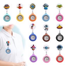 Montres pour femmes Clip à thème aérospatial Pocket Nurse Watch Watch Brooch FOB avec clip-main de seconde revers suspendu à la livraison de drop otcuy