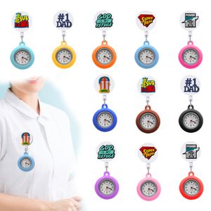 Montres pour femmes ALPHABET Clip de graphique Clip sur la montre Easy To Lire Pin avec un badge de badge FOB Stethoscope d'occasion Medica Otgzf