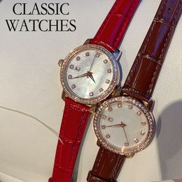 Dameshorloges Hoogwaardige luxe designer Horloges 30 mm Zwitserse kwartsbeweging Horloges Steel Case lederen horlogesraps modes casual moderne klassieke dame horloges