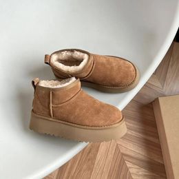 Womens Winter Ultra Mini Boot Designer Australische platformlaarzen voor dames Echt leer Warme enkelbontlaarzen Luxe schoen