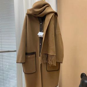 Abrigos de mezcla de lana para mujer Abrigo de bufanda con borlas de diseñador Otoño Invierno Mujer Elegante Prendas de abrigo de cuero Moda Simple Lady Shawl Jacket Desmontable Mujer Abrigos cálidos