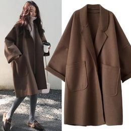 Dameswolmengsels Elegante wollen trenchcoat Winter voor dames Vintage windjacks Middellange losse kraag Grote maten 4XL Vest 231118