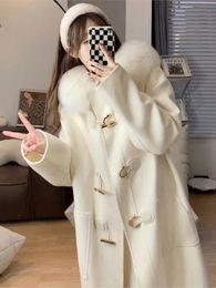 Femmes laine mélanges femmes élégant col de fourrure manteaux d'hiver femme corne botton doux blanc longs manteaux coréen épais chaud vêtements d'extérieur 231010