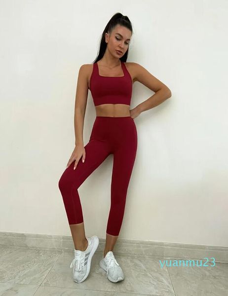 Ensemble de vêtements de yoga pour femmes Beau dos Soutien-gorge de sport Taille haute Hip Lift Pantalon de yoga nu Mode Sportswear 01