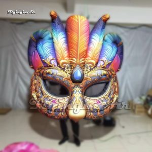 Merveilleux modèle de masque de carnaval gonflable suspendu réplique le masque de gatto Venise pour décoration de mascarade