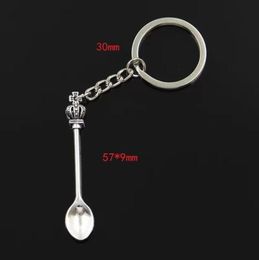 Wonderland Crown geïnspireerde Mini Spoon Snuff hanger Charms Car Keychain Bag Handtas Keyring Car Key Chain Souvenir Gift3870260