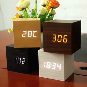 Cube de cube Contrôle LED LED ALARME HORLOGE DÉCORATIVE Ornements Artisanat Artisanat Fournitures pour la maison Dormitory Dormitory Ship Ship