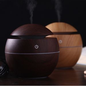 Diffuseur d'huile essentielle à grains de bois Aromathérapie à ultrasons Couleur de bambou Humidificateur USB 130 ml avec changement de nuit de nuit d'air purifie