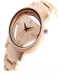 Wood Watches Men Creative Hollow Triangle Simple Bamboo Wooden poignet Round Cadran Watch Quartz Analog Horloge Gift Reloj Para Hombre6620703