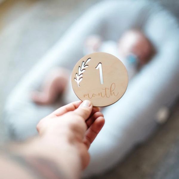 Mois de bébé en bois Carte d'étape du nouveau-né le mois de naissance Mois d'anniversaire jalon en bois teether baby kids photographie accessoires