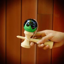 Houten Kendama voor kinderen Outdoor Gooi en Vang Bal Spel Speelgoed Bekwame Jongleerbal Kendama voor Beginners Kinderen 240105