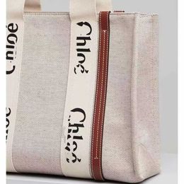 Bolso de mano de diseñador woody, el mismo tipo de bolso de gran capacidad de lona con letras impresas, tendencia de compras en línea roja FGAR