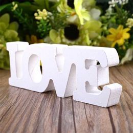 Woody Letters Hout Romantic English Alphabet "Love" Woondecoratie Accessoires Houten Letter Sign for Crafts Bruiloft Desk Decor 2111105