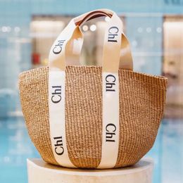 Woody Straw Designer Raffias Shop Bolsa de playa Bolso de lujo para mujer Bolso de verano Cesta de ganchillo La bolsa de asas Lady Weave Pochette Mens Crossbody Embrague Viaje Bolsas de hombro