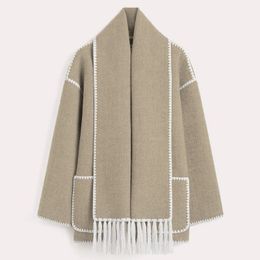 Wool Jack Designer damesjas gecombineerd met contrasterende damesjas met enkele rij knopen en sjaal, oversized, losse kwastjesjas met lange mouwen 2024 Autumng H670 1 24DR