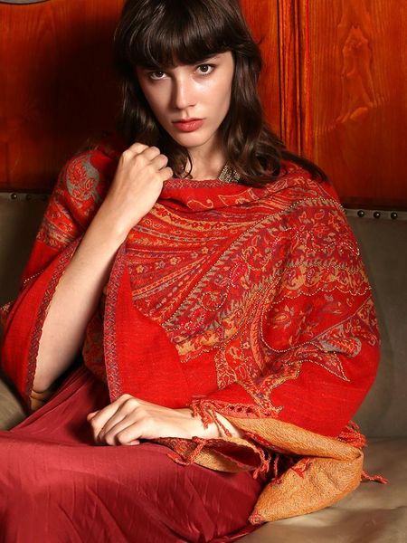 Écharpe en laine femmes à la main épaissi chaud hiver rouge châle longue broderie luxe doux automne népal