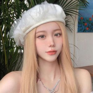 Béret en laine coréen doux artiste rajeunissant fille douce chapeau de bourgeon en dentelle chaud et polyvalent