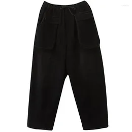 Vestidos de trabajo 150 kg de la cintura elástica de otoño de las mujeres Pantalones de pana sueltos 6xl 7xl 8xl 9xl Palsillo de bolsillo de bolsillo de algodón negro