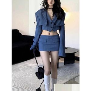 Robes de travail 2023 Automne Elegant 3 Piece Robe Set Femmes Femmes Contrus Y2K Crop Top Blazers Suits Corée Vêtements de mode Corée Mini jupes othkr