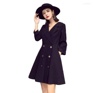 Robes de travail 2023 élégant mode femmes robe costumes Streetwear longue Double boutonnage manteaux col en v tempérament taille haute mince