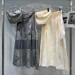 Robes de travail 2024 Summer Chinois Style Jacquard Tube Top Strap Lacet Up Wist Design Horse-Face Jupe Suit Femmes Deux pièces SETS