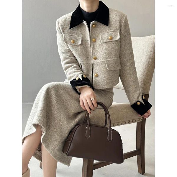 Robes de travail 2024 hiver doudoune ensemble pour femmes mode Style coréen tempérament laine demi-jupe deux pièces