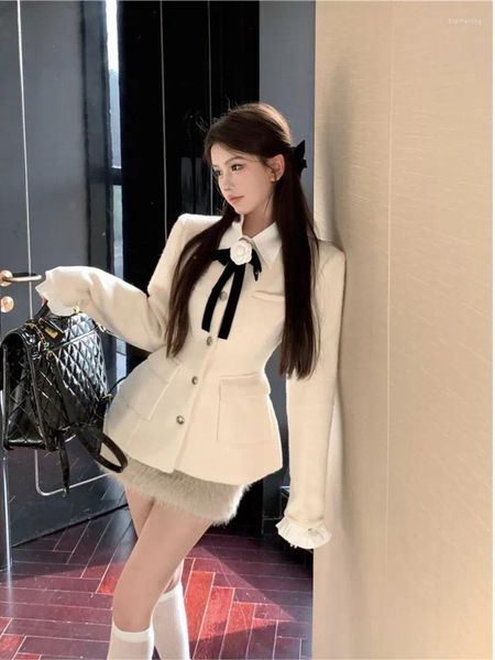 Vestidos de trabajo 2024 Winter Elagant Korean Rich Girl Style Tweed Traje Conjunto con chaqueta floral y falda plisada de remiendo de piel sintética para mujeres