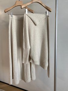 Robes de travail en cachemire pour femmes, vêtements d'hiver irréguliers, épaules dénudées, col diagonal, haut avec jupe tricotée, costume 2024, 1128