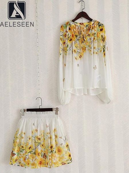 Vestidos de trabajo AELESEEN Mujeres Sicilianas 2 piezas Conjunto de gasa con cordones Blusa Cintura alta Mini falda Volantes Estampado de flores Mariposa amarilla