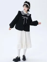 Robes de travail Collier de poupée noire manteau en laine de femme d'automne hivernale lâche cielle lâche boulette mignonne en tweed tops tops décontractés en 2 pièces.