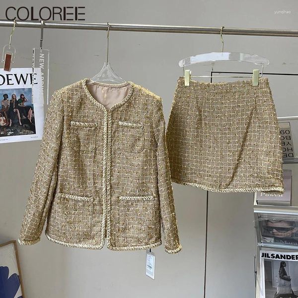 Robes de travail Designers de marque d'automne vêtements d'hiver Femmes 2024 Luxury Vintage Gold Tweed Jacket Mini jupes Two Piece Setfits