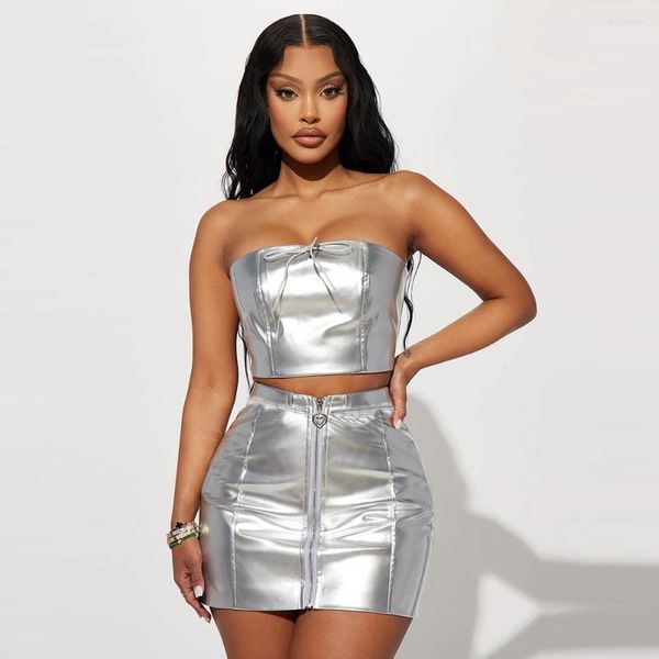 Robes de travail corset débardeur taille haute maigre mini jupe 2023 été nuit bal deux pièces ensemble femmes argent métallique tenues sexy sans bretelles