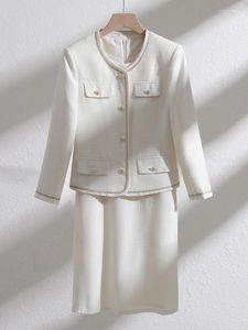 Robes de travail Jupe élégante Costume pour femmes Automne Beige Bleu Simple Boutonnage O-Cou Veste Manteau Chic Robe Bureau Dames Blazer Deux Pièces