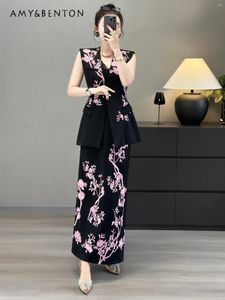 Robes de travail Goods européens Tenues commerciales haut de gamme Spring Chinese Fashion Retro Flower Broidered Vest A-Line Jirt Twirt