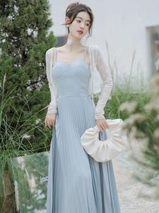 Werkjurken Franse elegante stijl tweedelige set dames wit kanten buitenshirt blauwe riem jurk pak voor casual mode zomeroutfits