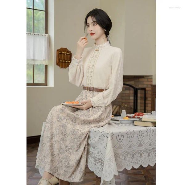 Robes de travail French Retro deux pièces Set pour femmes Jirts de chemise Suit brodés Jupe vintage Jupe élégante Tenues d'automne à l'automne