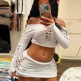 Werk jurken Gavestis Sexy Solid Hollow Out Hole Two -Piece Set Dames Fashion Wear Bandage Long Sleeve Crop Top Mini Rok Party Club