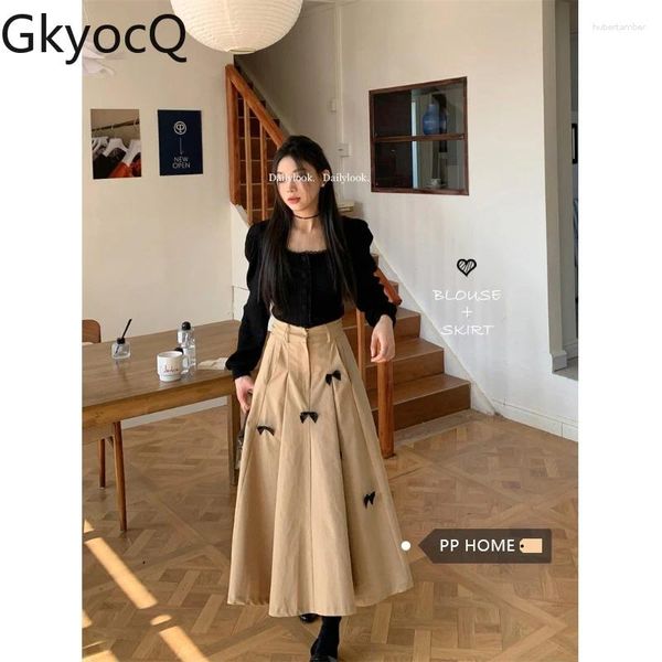 Vestidos de trabajo GkyocQ Moda coreana Conjuntos de dos piezas Francés Elegante Cuello cuadrado Manga abullonada Blusa negra Arco Cintura alta Una línea Falda larga