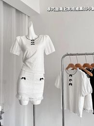 Robes de travail tenues de haute qualité 2 pièces jupe ensemble col rond t-shirts solides noeud creux dentelle a-ligne simple ins femmes occasion formelle