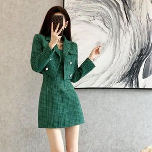 Werkjurken Insozkdg Fall Retro Tweed Suit Women Green Dress Elegant Double Breasted Jacket Slim Fit Sling Plaid 2024