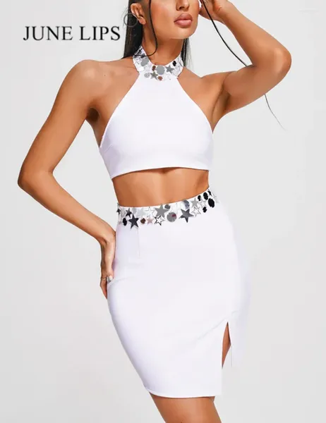 Vestidos de trabajo Lips de junio 2023 Cuello colgante Camiseta sin mangas Conjunto de falda Vestido de vendaje blanco Fiesta de club sexy de dos piezas al por mayor