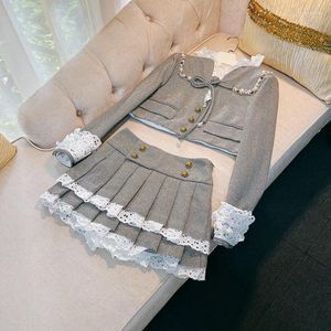 Werkjurken Koreaanse mode in bijpassende sets 2024 Autumn Winter Elegante ruches wollen jas en rok Tweedelige set voor vrouwelijke outfits