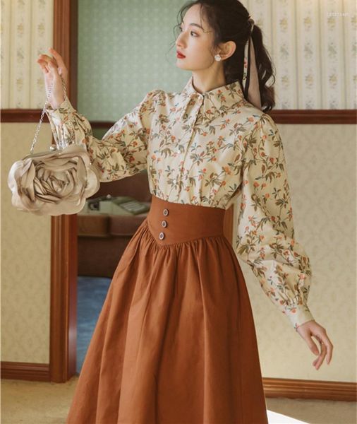 Robes de travail Mode coréenne Femmes Tenues Automne Manches longues Imprimer Fleur Chemise Vintage Blouse Tops Marron Maxi Jupe pour Dame élégante