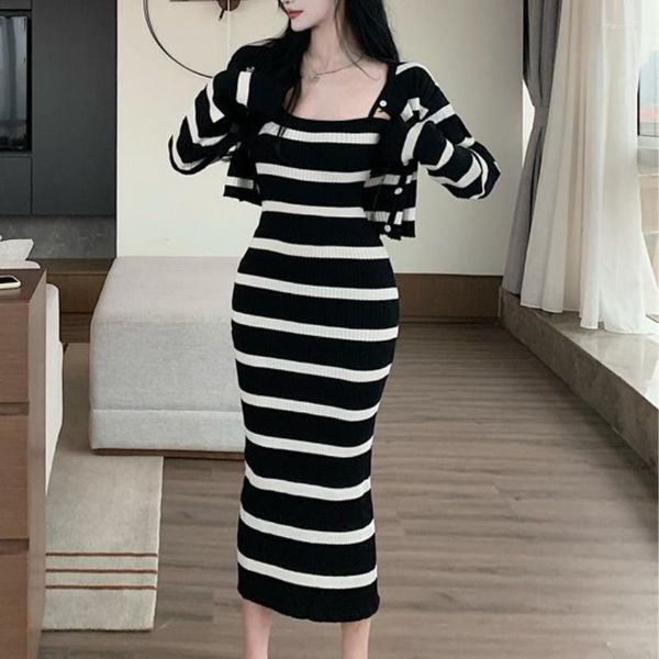 Vestidos de trabajo Ropa de dama coreana Conjunto de 2 piezas Moda para mujer Raya negra de punto de manga larga Abrigo corto Sexy Sling Bodycon Midi Dress Outfit