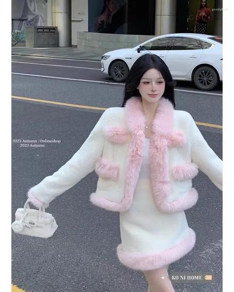 Robes de travail coréen doux costume de fille pour les femmes en automne / hiver rose peluche patchwork veste en laine taille haute jupe trapèze ensemble deux pièces