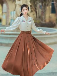 Robes de travail Lolita Style élégant deux pièces jupe ensemble femmes printemps automne chemise à manches longues broderie et jupes avec tenues de ceinture