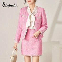 Robes de travail Diamants de luxe en tweed veste en tweed et jupes sets femmes 2 pièces 2024 Fashion coréenne conjuntos para mujeres piézas