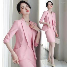 Vestidos de trabajo Pink Blazer Women's Primavera Otoño 2024 Temperamento de trabajo del salón de belleza de alta gama Temperamento delgado