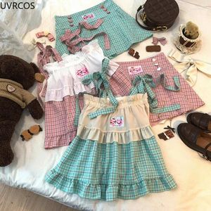 Robes de travail Pink Plaid Lolita Jupe Set Femmes Kawaii Ruffles Bandage Cartoon Bear Print Camis Top Pleed Mini jupes Japon Sweet Sweet