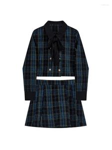 Werkjurken Preppy-stijl Outfits 2-delige rokset V-hals Geruit vest Elegant Herfst Winter A-lijn Kantoor Dame Japanse mode